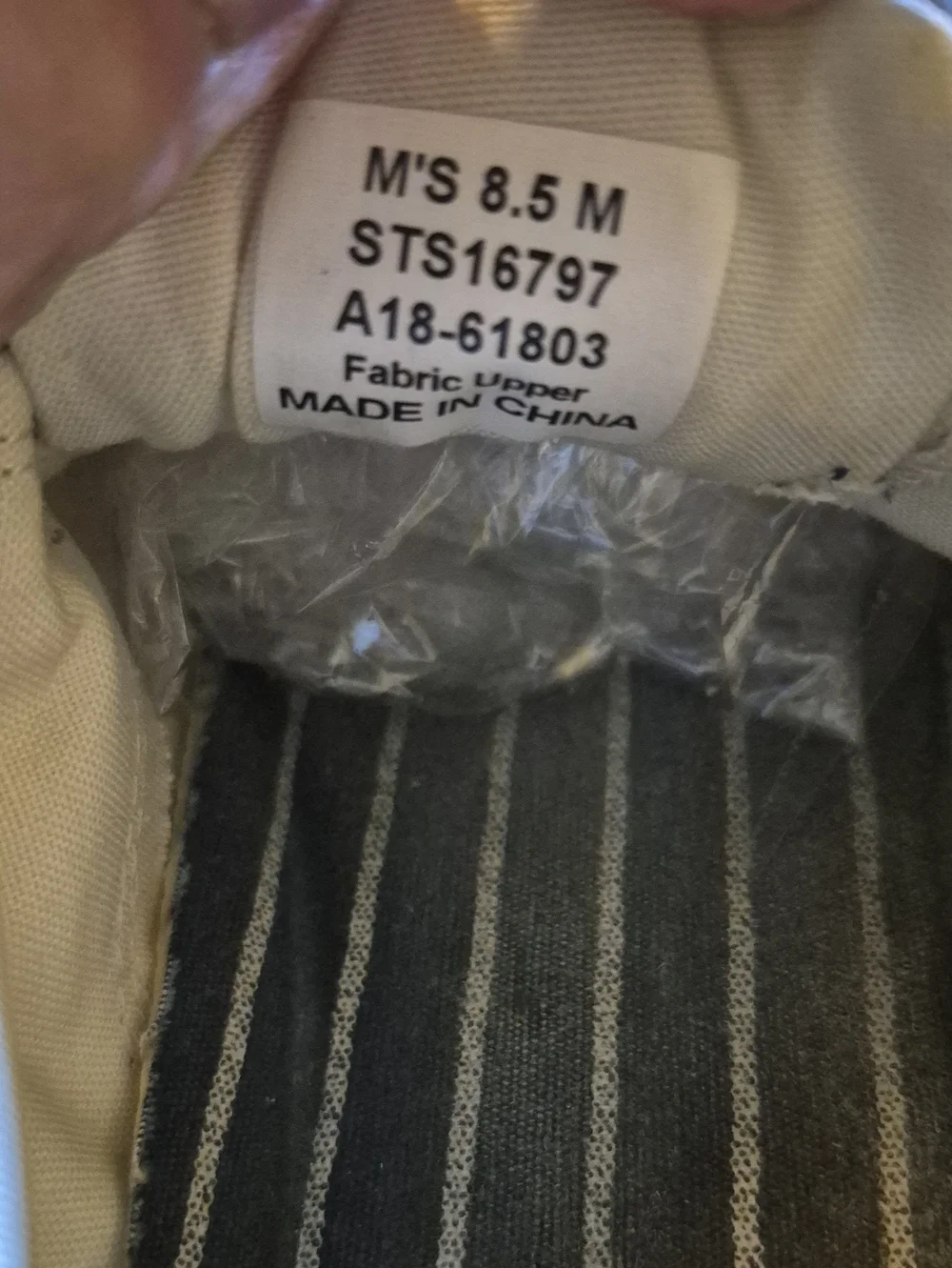 Men's Sperry Top-Sider Striper II CVO Sneaker,  8.5. Like New. (#)
